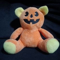 Jack-o'-lantern stuffy