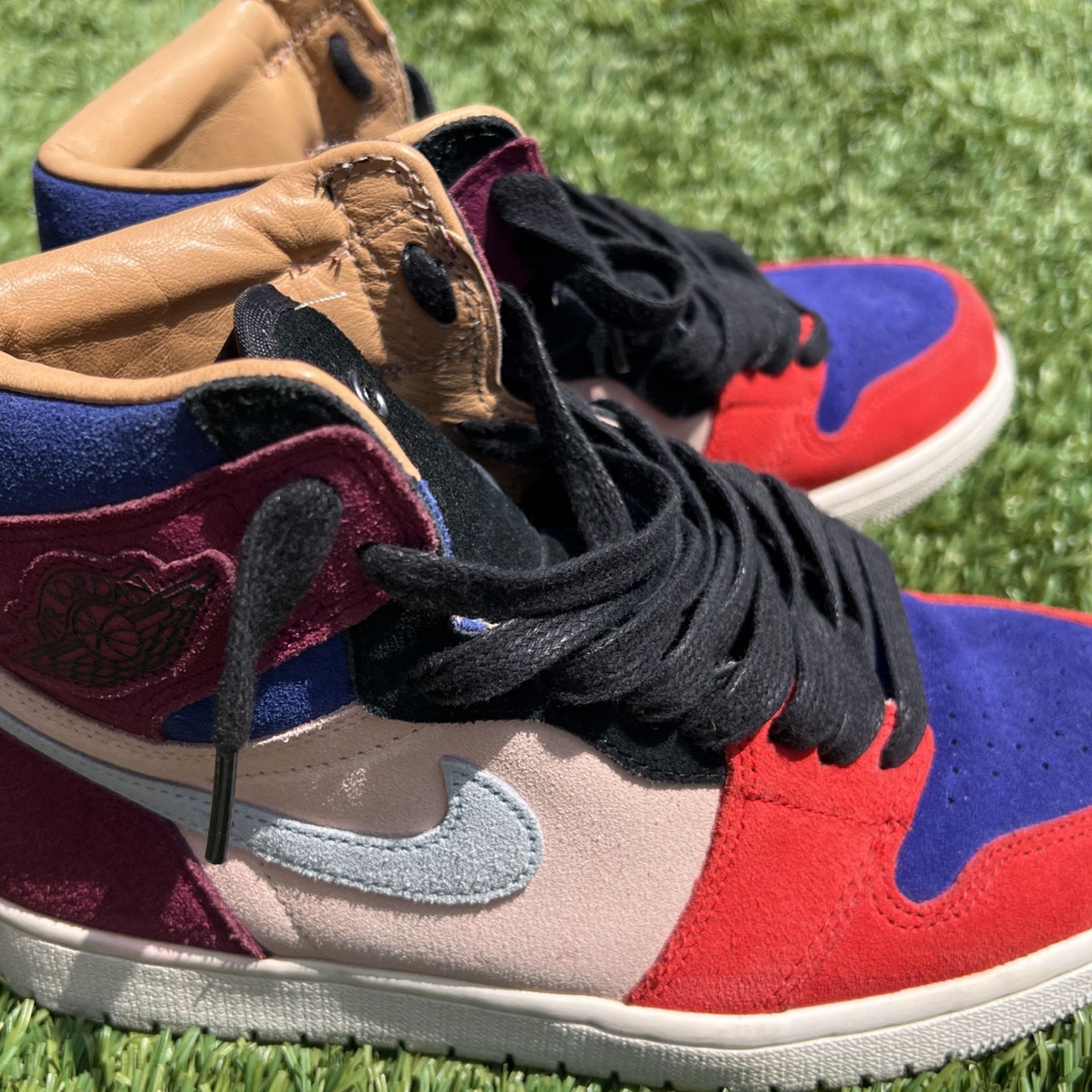 Aleali May x Womens Jordan 1 Court Lux Men s shoes