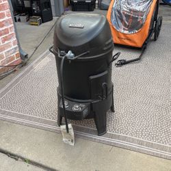Char Broil Propane Smoker/grill