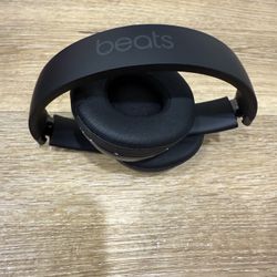 Beats Solo3 Wireless On-Ear Headphones