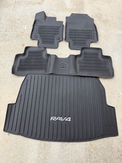 2025 RAV4 Hybrid Floor Mat