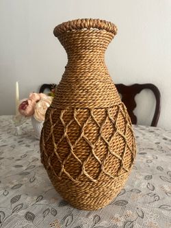 Crate&Barrel- Handwoven Vase in Beige.