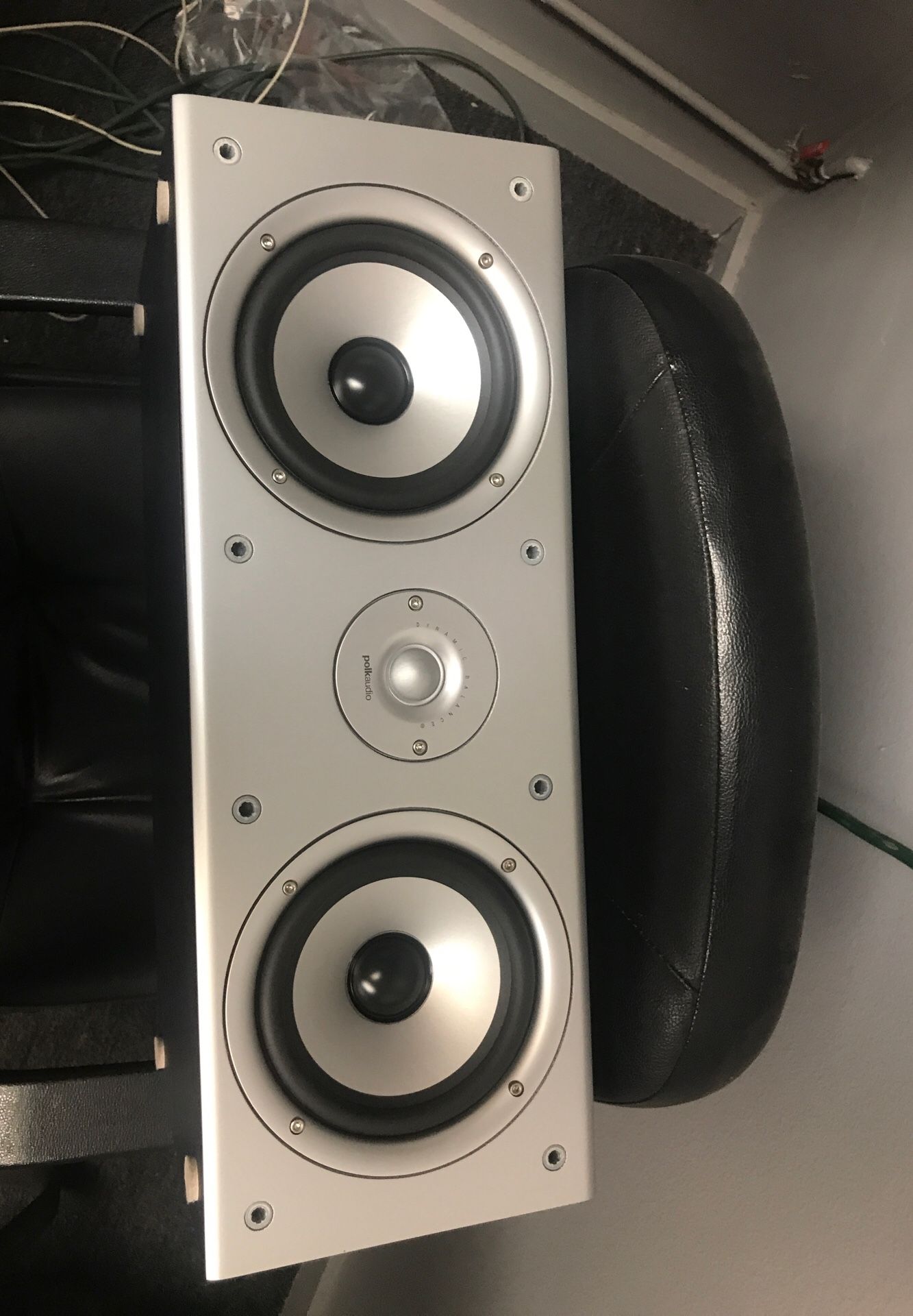 Polk Audio CS2 Center speaker