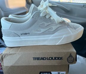 Straye shoes