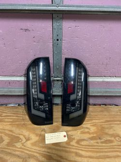 2014-2021 Toyota Tundra rear left and right aftermarket taillights