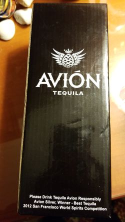 Glass Bottle Avion Silver