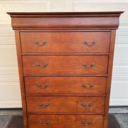 ACME FURNITURE INDUSTRY WOOD DRESSER 