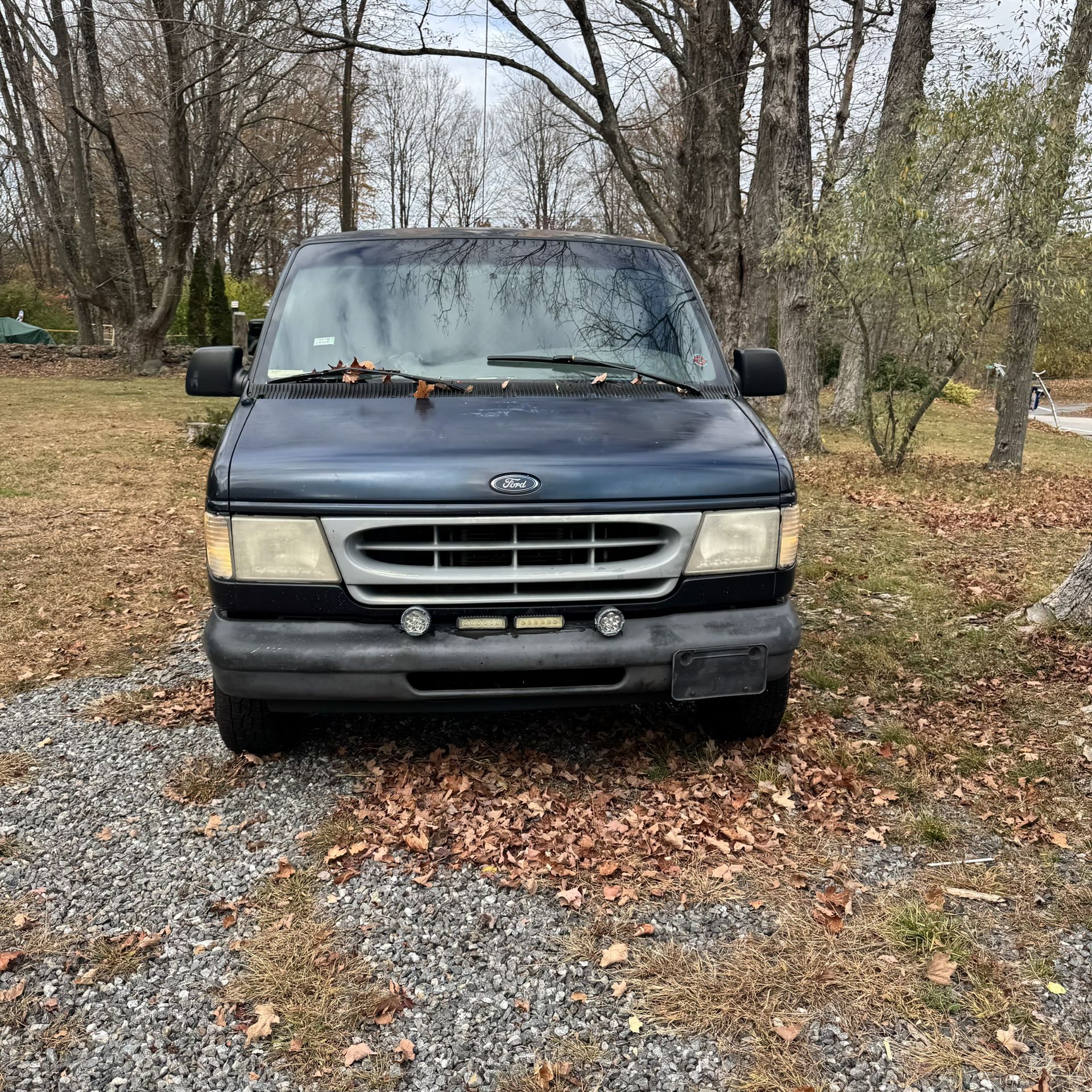 1999 Ford E-150