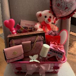 Valentines Gift Basket 