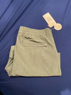 Vuori Performance Shorts Size Large Men