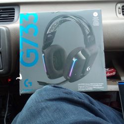 G733 Lightspeed Wireless RGB Gaming Headset