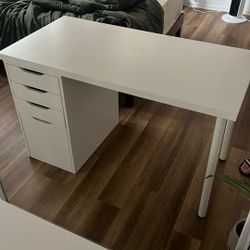 White Desk With Drawers