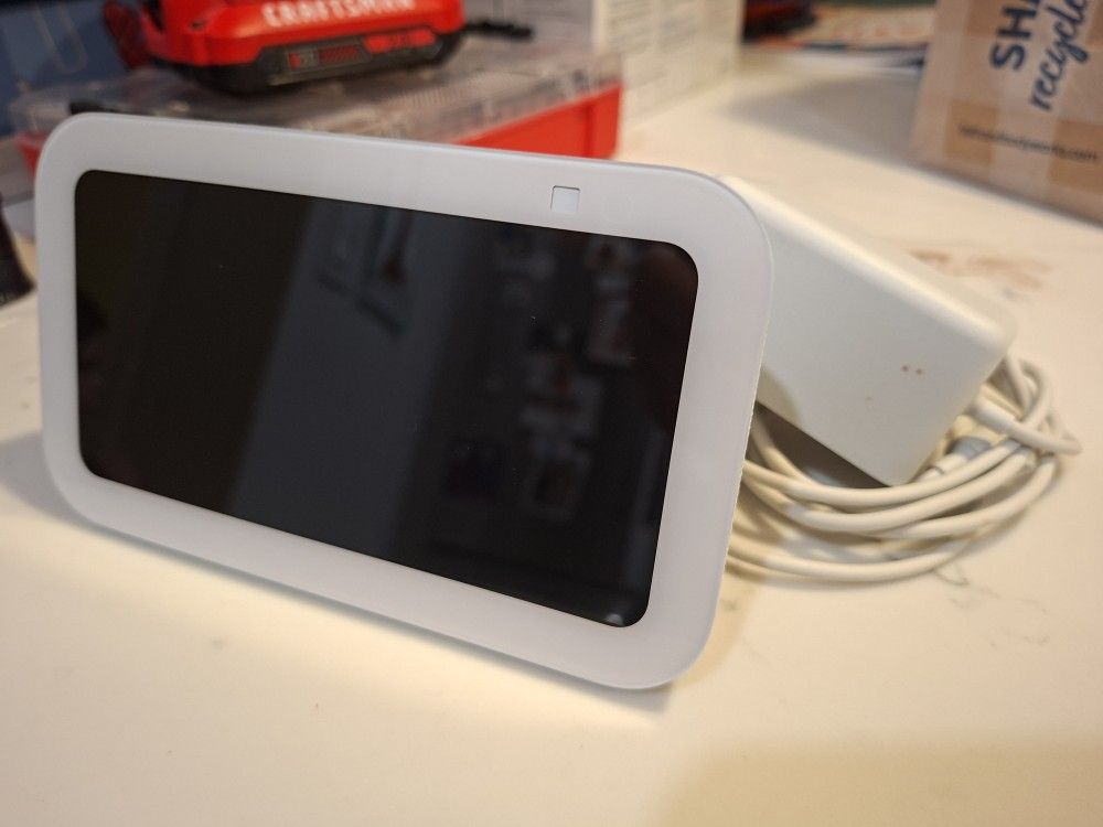 Amazon Echo Show 5 - Powder Blue