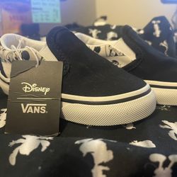 Disney custom Vans 