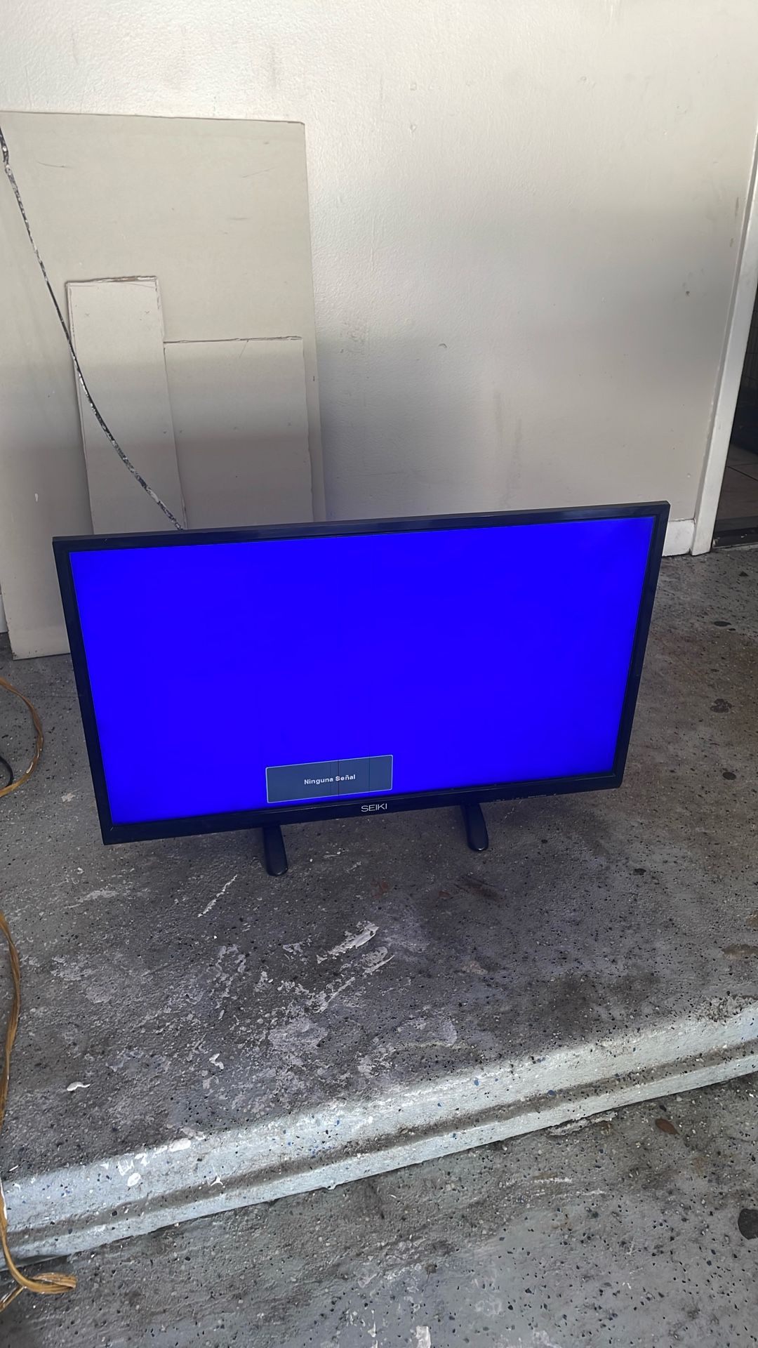32 inch Tv For Sale