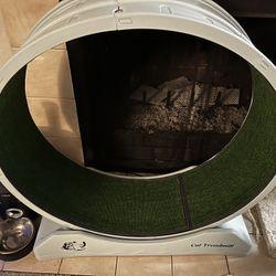 Cat Wheel