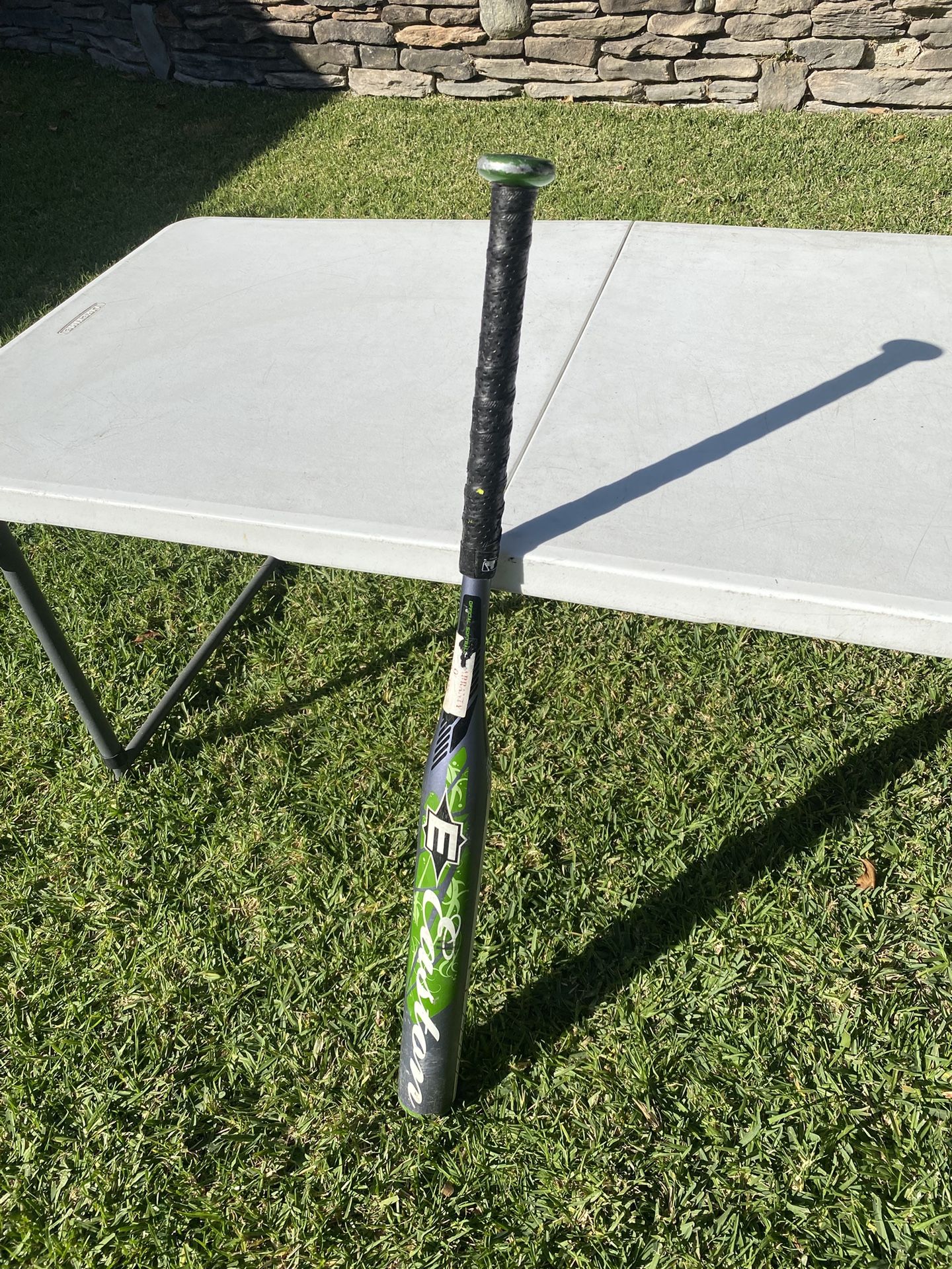 Easton 33”, 21oz, NSA & ISA Approved Soft Ball Bat