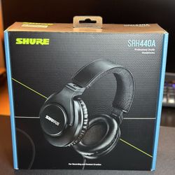 Shure SRH440 Headphones 
