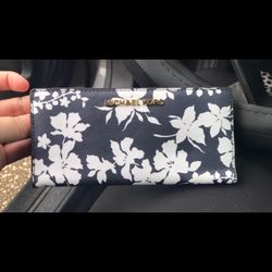 Michael Kors wallet