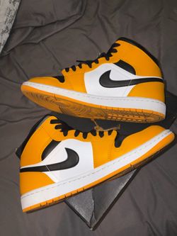 JORDAN 1’s Retro
