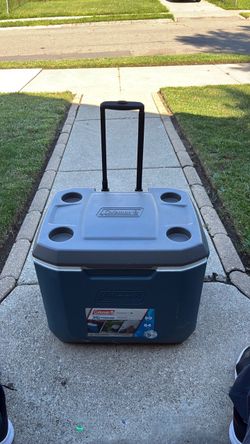 Coleman Xtreme 50 Quart that holds 84 cans
