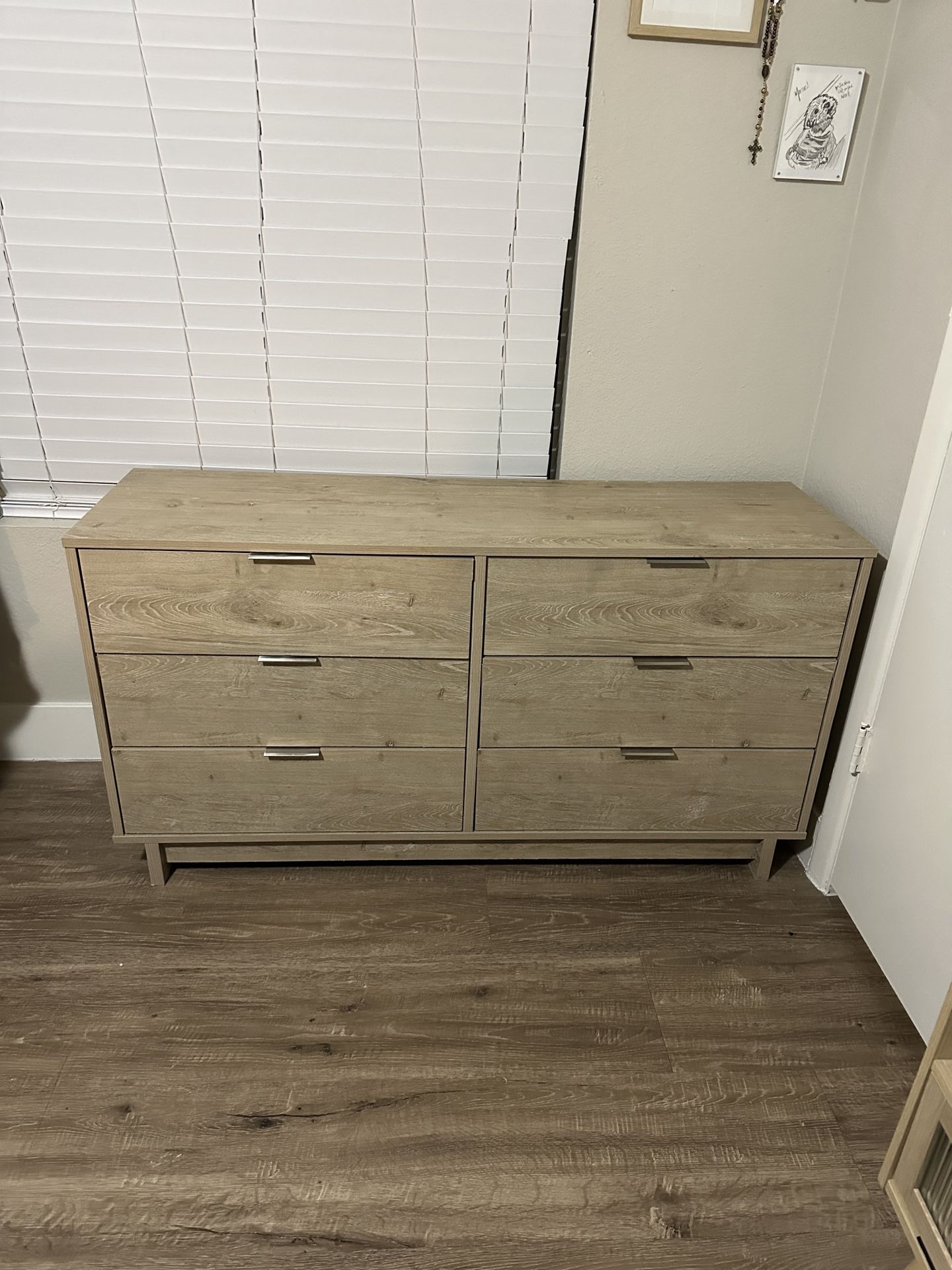Birch/Light Wood Dresser