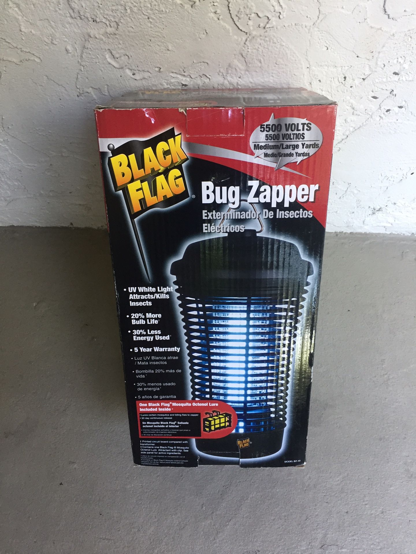 Bug Zapper Black Flag medium / large yards for Sale in Clearwater