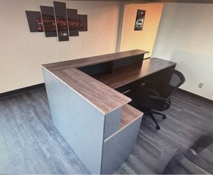 Custom Commercial-Grade L-Shape Reception Desk