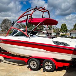 1992 Chaparral 224 Striker