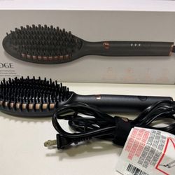 T3 Edge ceramic heated brush