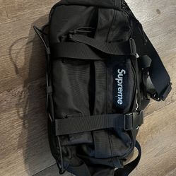 Supreme Crossbody Bag 