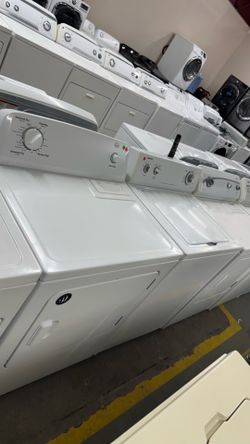 Washer and dryer set