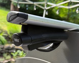 Thule wing Bar evo rails 53” and raised rail feet