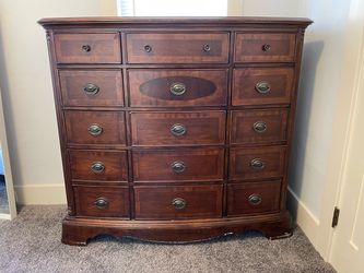 Dresser, 15 drawers, Charleston Manor