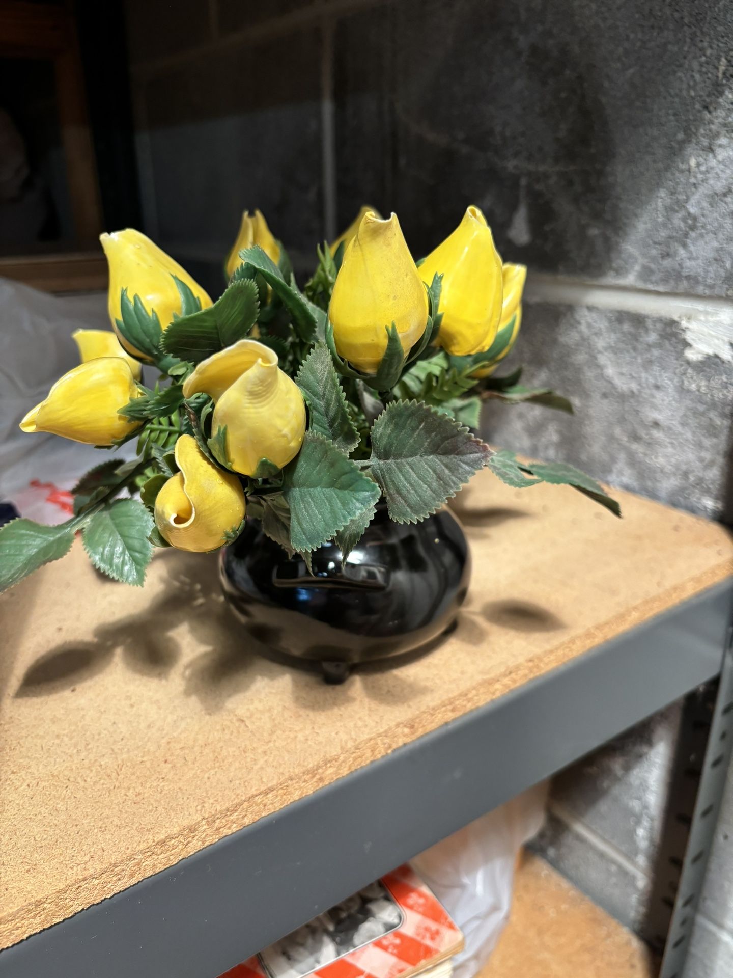Flower Made Form Sea Shells Very Cute