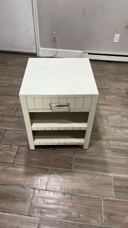 White Side End Table Bee And Willow