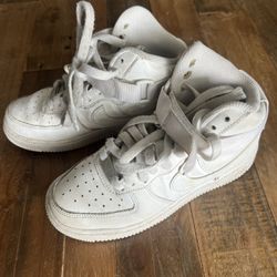 Nike Air Force 1 - Mid White  Size 3.5