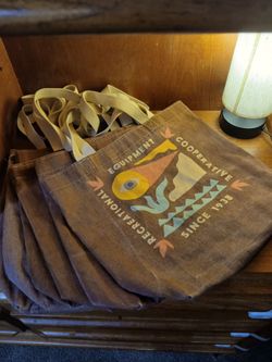 REI tote bags x6