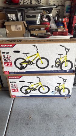 Huffy 18" Rock It Bicycle, for Kids Ages 5+ Years, Training Wheels, Yellow