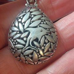 sterling silver dolphins design pendant 