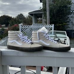 Sk8-Hi Vans 