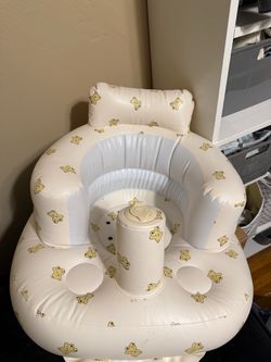 Inflatable Baby Floor Seat – Teddy Bear Design 🧸