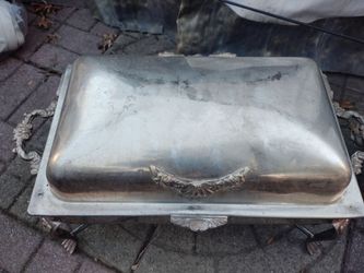 Nice and heavy serving pan