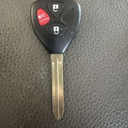 Car Key Fob Keyless Entry Remote fits Toyota 2008-2009 FJ Cruiser, 2003-2007 Land Cruiser (HYQ1512V