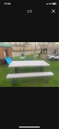 Lifetime picnic table