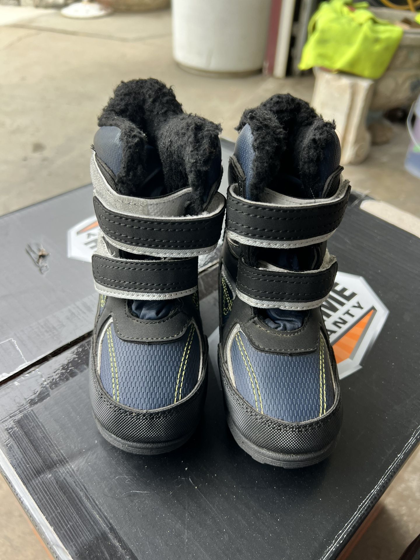 Toddlers Snow Boots Size 10