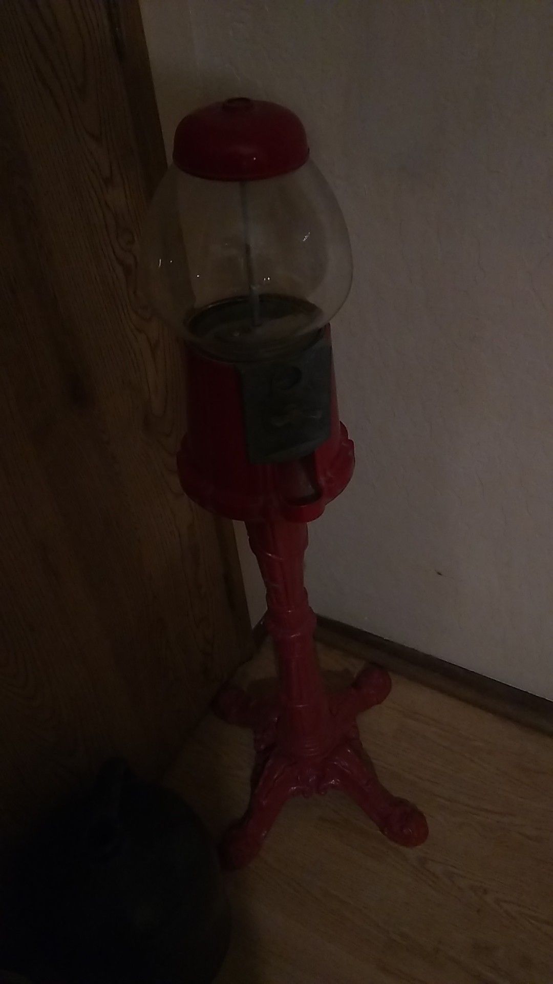 Large Gum Ball Machine