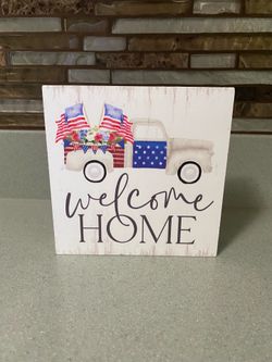 BRAND NEW WELCOME HOME 5.5x5.5 DECOR