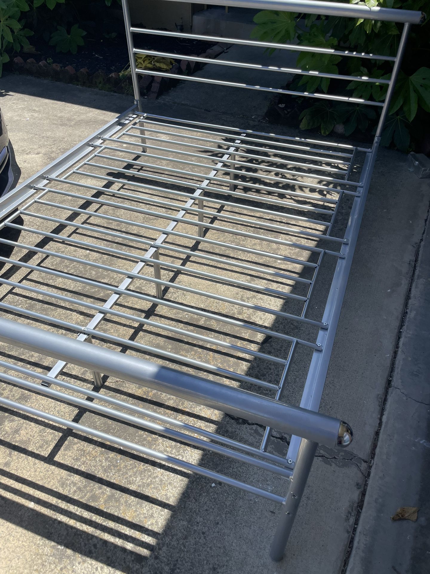 Full Size Metal Bed Frame Cambrian Area 