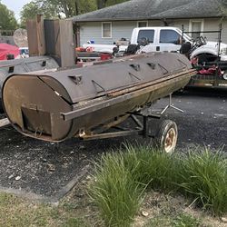 BBQ Grill Pull Behind